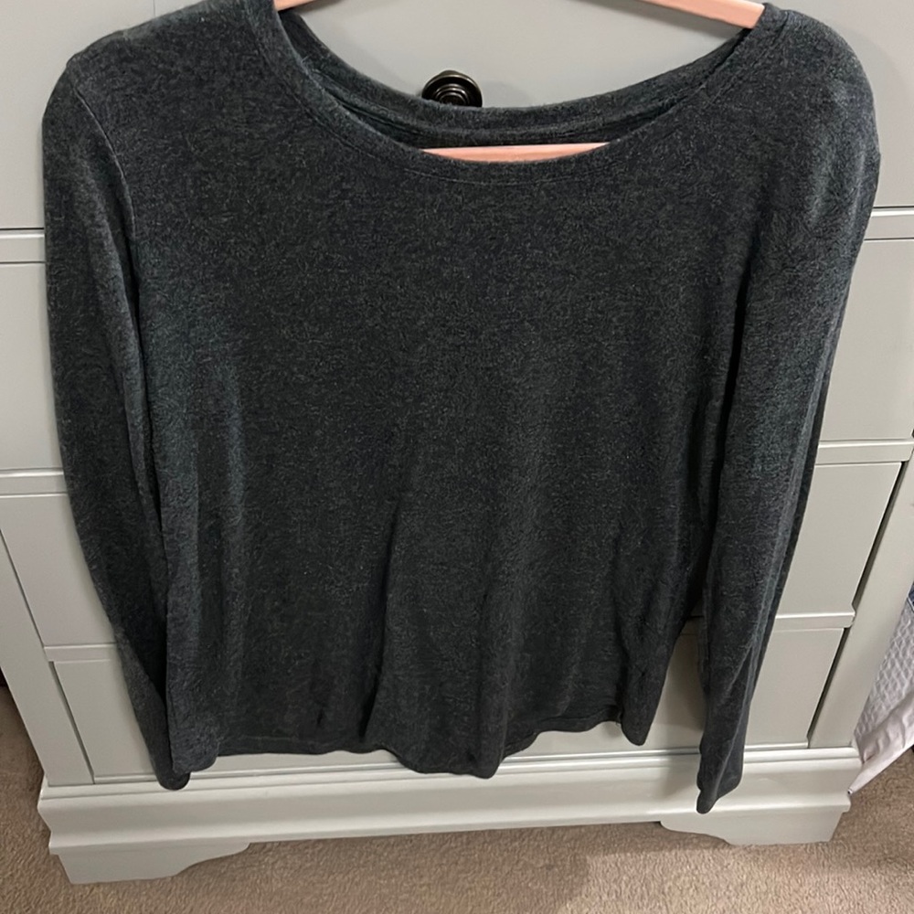 Gray long sleeve blouse